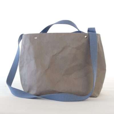 Shopping in carta lavabile.G