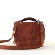 Borsetta in vela di colore tanbark(marrone)
