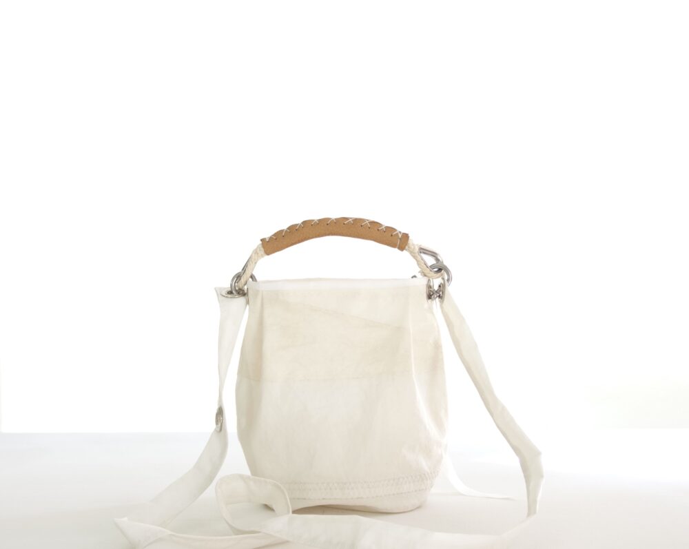 Secchiellino bianco manico beige.cxs