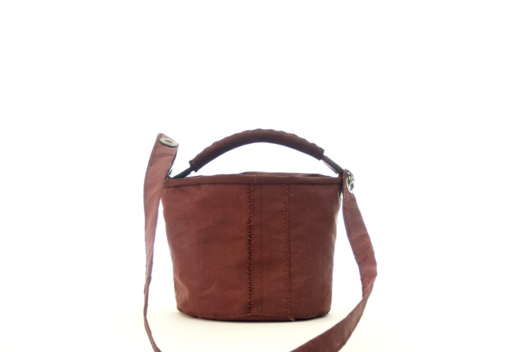 cestino degli erbi in vela tanbark bordeaux